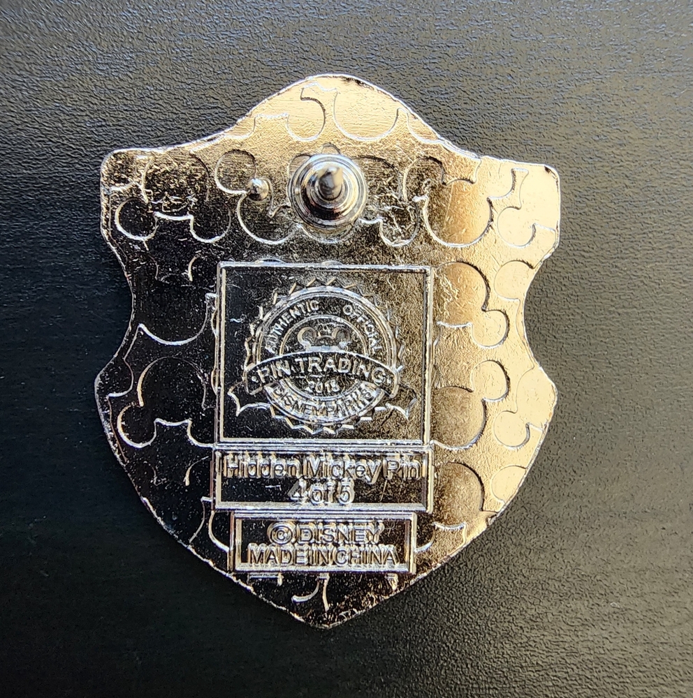 🌺 5/$25 Disney Hidden Mickey 2018 Pin -‎ Princess Shield Snow White Chaser - Picture 2 of 4